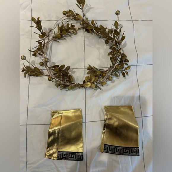 Spirit Collection Golden Goddess (8-10 y/o) medium - Picture 8 of 8